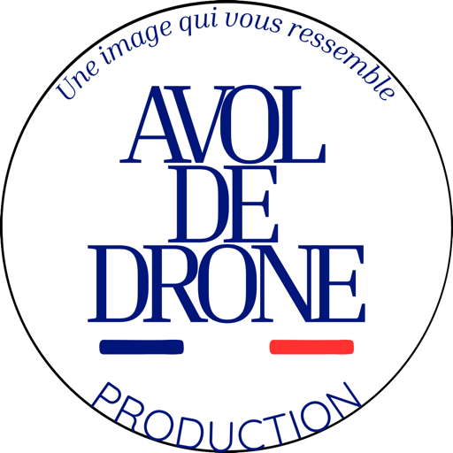 A VOL DE DRONE